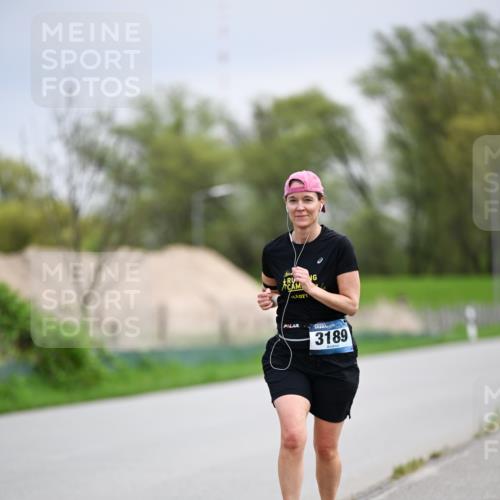 07.04.2024 - 43. Internationalen Wilhelmsburger Insellauf Dr. Thomas Lammeyer http://msf.ph/oto/6045233 07.04.2024 10:48:37 Laufen 3189 meine-sportfotos.de