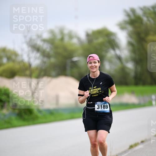 07.04.2024 - 43. Internationalen Wilhelmsburger Insellauf Dr. Thomas Lammeyer http://msf.ph/oto/6045237 07.04.2024 10:48:38 Laufen 3189 meine-sportfotos.de
