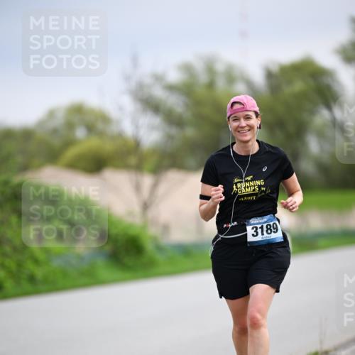 07.04.2024 - 43. Internationalen Wilhelmsburger Insellauf Dr. Thomas Lammeyer http://msf.ph/oto/6045249 07.04.2024 10:48:38 Laufen 3189 meine-sportfotos.de