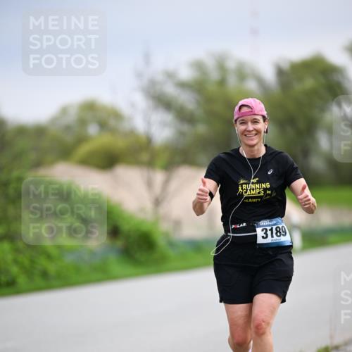 07.04.2024 - 43. Internationalen Wilhelmsburger Insellauf Dr. Thomas Lammeyer http://msf.ph/oto/6045251 07.04.2024 10:48:39 Laufen 3189 meine-sportfotos.de