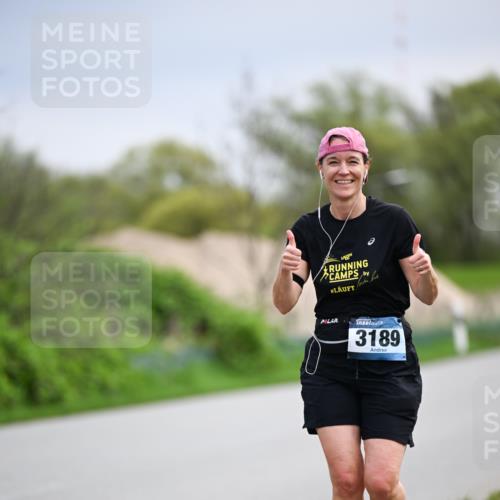 07.04.2024 - 43. Internationalen Wilhelmsburger Insellauf Dr. Thomas Lammeyer http://msf.ph/oto/6045257 07.04.2024 10:48:39 Laufen 3189 meine-sportfotos.de