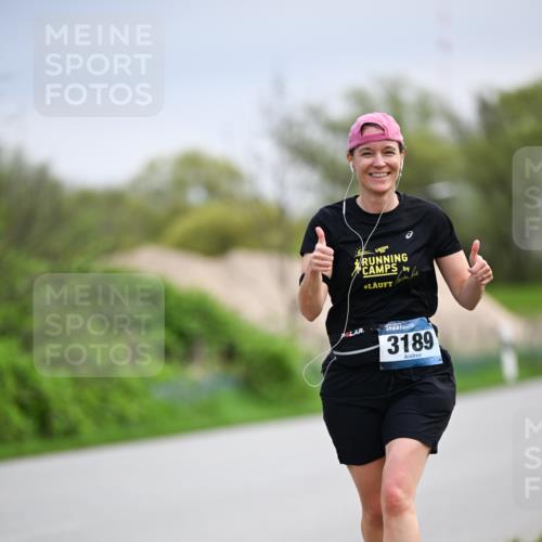 07.04.2024 - 43. Internationalen Wilhelmsburger Insellauf Dr. Thomas Lammeyer http://msf.ph/oto/6045259 07.04.2024 10:48:39 Laufen 3189 meine-sportfotos.de