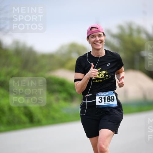 07.04.2024 - 43. Internationalen Wilhelmsburger Insellauf Dr. Thomas Lammeyer http://msf.ph/oto/6045268 07.04.2024 10:48:40 Laufen 3189 meine-sportfotos.de