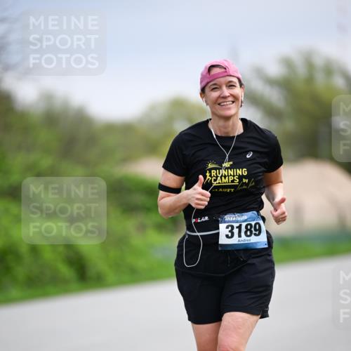 07.04.2024 - 43. Internationalen Wilhelmsburger Insellauf Dr. Thomas Lammeyer http://msf.ph/oto/6045270 07.04.2024 10:48:40 Laufen 3189 meine-sportfotos.de