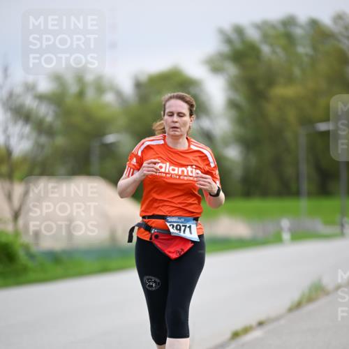 07.04.2024 - 43. Internationalen Wilhelmsburger Insellauf Dr. Thomas Lammeyer http://msf.ph/oto/6045277 07.04.2024 10:49:13 Laufen 2971 meine-sportfotos.de
