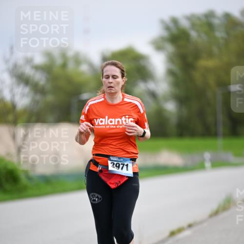 07.04.2024 - 43. Internationalen Wilhelmsburger Insellauf Dr. Thomas Lammeyer http://msf.ph/oto/6045285 07.04.2024 10:49:14 Laufen 3971 meine-sportfotos.de