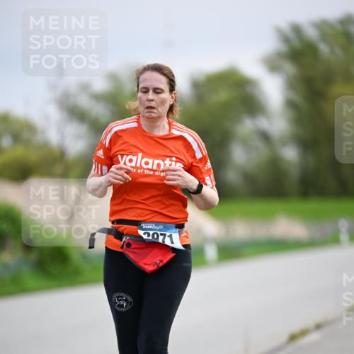 07.04.2024 - 43. Internationalen Wilhelmsburger Insellauf Dr. Thomas Lammeyer http://msf.ph/oto/6045301 07.04.2024 10:49:15 Laufen 2071 meine-sportfotos.de