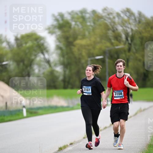 07.04.2024 - 43. Internationalen Wilhelmsburger Insellauf Dr. Thomas Lammeyer http://msf.ph/oto/6045307 07.04.2024 10:49:31 Laufen 3107, 3107, 3108, 3108 meine-sportfotos.de