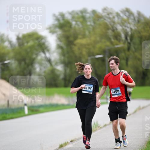 07.04.2024 - 43. Internationalen Wilhelmsburger Insellauf Dr. Thomas Lammeyer http://msf.ph/oto/6045313 07.04.2024 10:49:31 Laufen 3107, 3107, 3108, 3108 meine-sportfotos.de