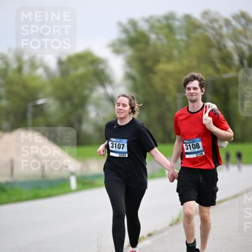 07.04.2024 - 43. Internationalen Wilhelmsburger Insellauf Dr. Thomas Lammeyer http://msf.ph/oto/6045341 07.04.2024 10:49:33 Laufen 3107, 3107, 3108, 3108 meine-sportfotos.de