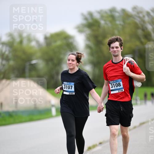 07.04.2024 - 43. Internationalen Wilhelmsburger Insellauf Dr. Thomas Lammeyer http://msf.ph/oto/6045353 07.04.2024 10:49:34 Laufen 3107, 3107, 3108, 3108 meine-sportfotos.de