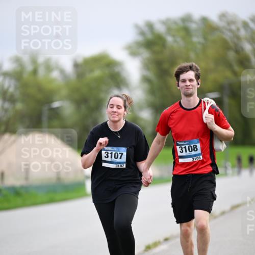 07.04.2024 - 43. Internationalen Wilhelmsburger Insellauf Dr. Thomas Lammeyer http://msf.ph/oto/6045357 07.04.2024 10:49:34 Laufen 3107, 3107, 3108, 3108 meine-sportfotos.de