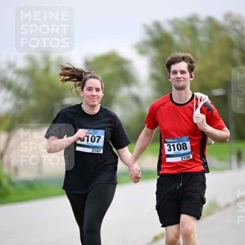 07.04.2024 - 43. Internationalen Wilhelmsburger Insellauf Dr. Thomas Lammeyer http://msf.ph/oto/6045371 07.04.2024 10:49:35 Laufen 107, 3107, 3108, 3108 meine-sportfotos.de