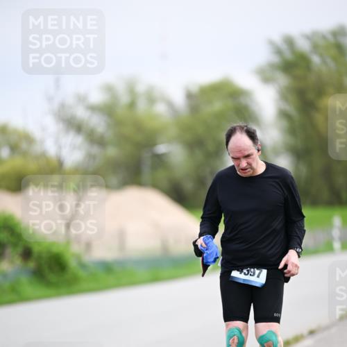 07.04.2024 - 43. Internationalen Wilhelmsburger Insellauf Dr. Thomas Lammeyer http://msf.ph/oto/6045384 07.04.2024 10:50:01 Laufen 597 meine-sportfotos.de
