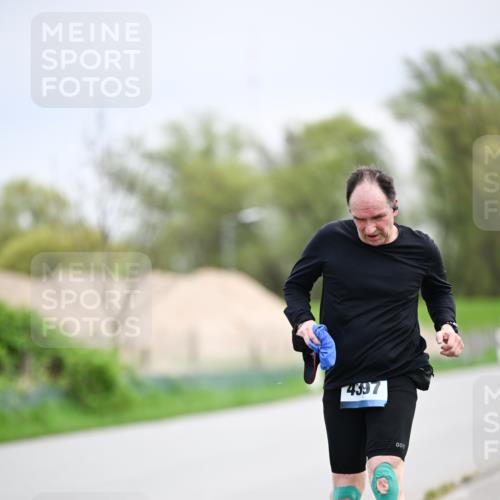 07.04.2024 - 43. Internationalen Wilhelmsburger Insellauf Dr. Thomas Lammeyer http://msf.ph/oto/6045388 07.04.2024 10:50:02 Laufen 4397 meine-sportfotos.de