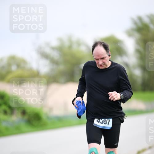 07.04.2024 - 43. Internationalen Wilhelmsburger Insellauf Dr. Thomas Lammeyer http://msf.ph/oto/6045403 07.04.2024 10:50:03 Laufen 4397, 209 meine-sportfotos.de