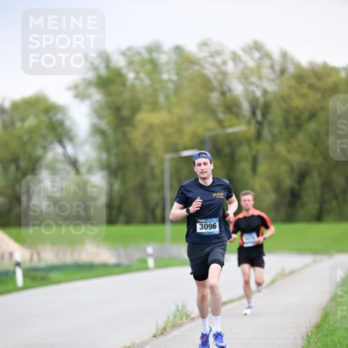 07.04.2024 - 43. Internationalen Wilhelmsburger Insellauf Dr. Thomas Lammeyer http://msf.ph/oto/6045595 07.04.2024 11:01:32 Laufen 3096, 82 meine-sportfotos.de