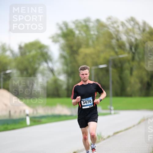 07.04.2024 - 43. Internationalen Wilhelmsburger Insellauf Dr. Thomas Lammeyer http://msf.ph/oto/6045645 07.04.2024 11:01:36 Laufen  meine-sportfotos.de