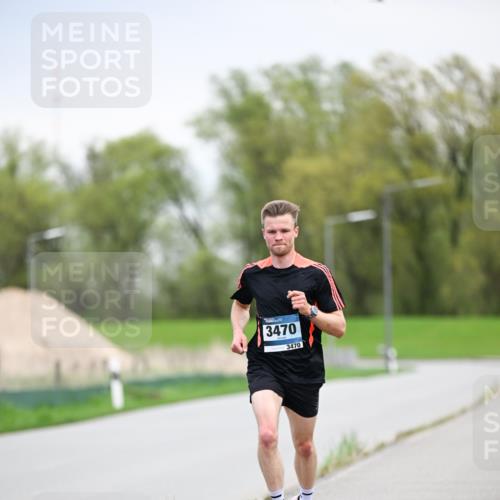 07.04.2024 - 43. Internationalen Wilhelmsburger Insellauf Dr. Thomas Lammeyer http://msf.ph/oto/6045650 07.04.2024 11:01:36 Laufen 3470, 3470 meine-sportfotos.de