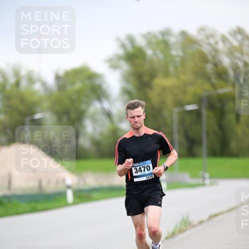 07.04.2024 - 43. Internationalen Wilhelmsburger Insellauf Dr. Thomas Lammeyer http://msf.ph/oto/6045654 07.04.2024 11:01:37 Laufen 3470, 3470 meine-sportfotos.de