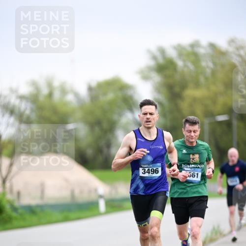 07.04.2024 - 43. Internationalen Wilhelmsburger Insellauf Dr. Thomas Lammeyer http://msf.ph/oto/6045773 07.04.2024 11:04:26 Laufen 3496, 661 meine-sportfotos.de