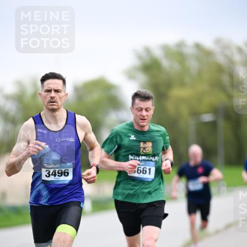 07.04.2024 - 43. Internationalen Wilhelmsburger Insellauf Dr. Thomas Lammeyer http://msf.ph/oto/6045785 07.04.2024 11:04:27 Laufen 3496, 661 meine-sportfotos.de