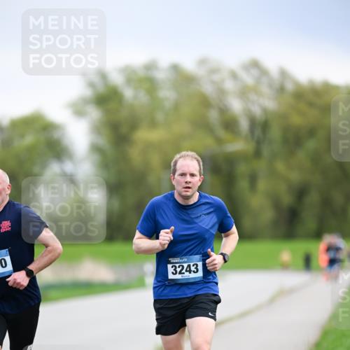 07.04.2024 - 43. Internationalen Wilhelmsburger Insellauf Dr. Thomas Lammeyer http://msf.ph/oto/6045815 07.04.2024 11:04:30 Laufen 0, 3243 meine-sportfotos.de