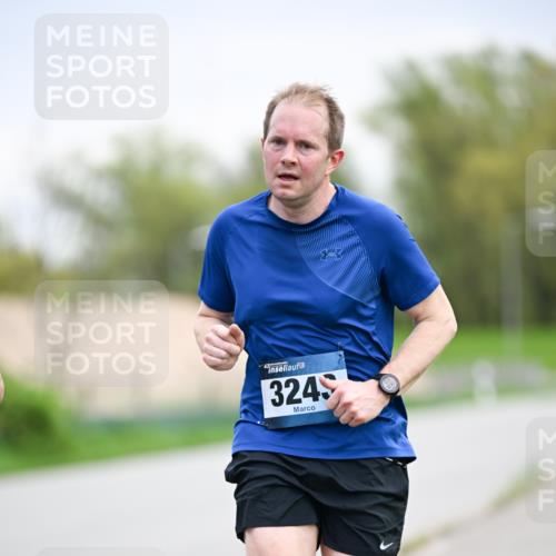 07.04.2024 - 43. Internationalen Wilhelmsburger Insellauf Dr. Thomas Lammeyer http://msf.ph/oto/6045840 07.04.2024 11:04:32 Laufen 3245 meine-sportfotos.de