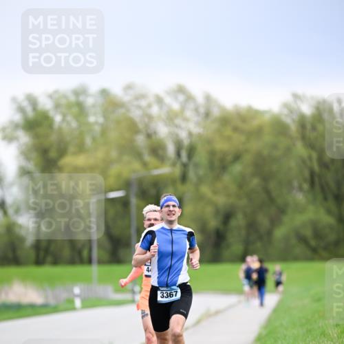 07.04.2024 - 43. Internationalen Wilhelmsburger Insellauf Dr. Thomas Lammeyer http://msf.ph/oto/6045904 07.04.2024 11:04:54 Laufen 44, 3367 meine-sportfotos.de