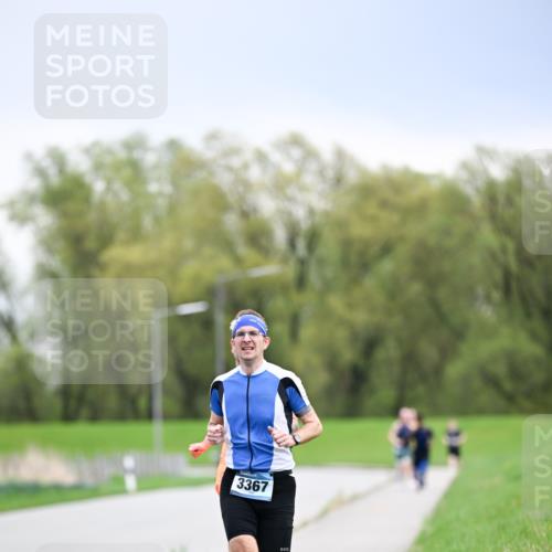 07.04.2024 - 43. Internationalen Wilhelmsburger Insellauf Dr. Thomas Lammeyer http://msf.ph/oto/6045912 07.04.2024 11:04:54 Laufen 3367 meine-sportfotos.de