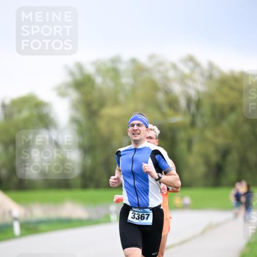 07.04.2024 - 43. Internationalen Wilhelmsburger Insellauf Dr. Thomas Lammeyer http://msf.ph/oto/6045936 07.04.2024 11:04:56 Laufen 3367 meine-sportfotos.de