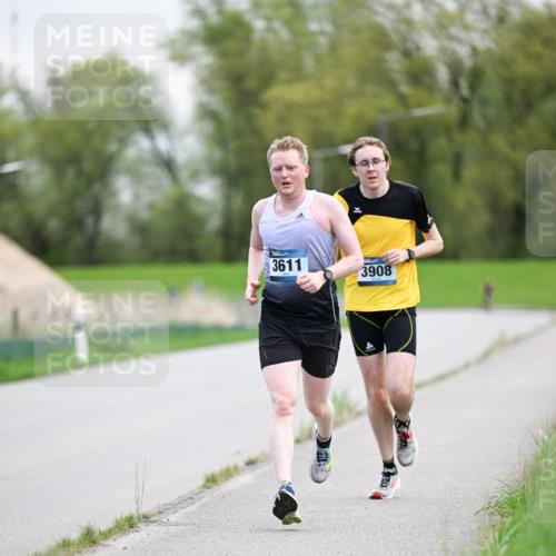 07.04.2024 - 43. Internationalen Wilhelmsburger Insellauf Dr. Thomas Lammeyer http://msf.ph/oto/6046069 07.04.2024 11:05:42 Laufen 3611, 3908 meine-sportfotos.de