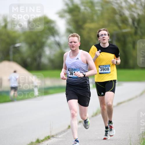 07.04.2024 - 43. Internationalen Wilhelmsburger Insellauf Dr. Thomas Lammeyer http://msf.ph/oto/6046081 07.04.2024 11:05:43 Laufen 36, 3908 meine-sportfotos.de