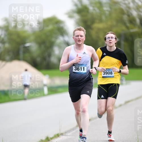 07.04.2024 - 43. Internationalen Wilhelmsburger Insellauf Dr. Thomas Lammeyer http://msf.ph/oto/6046085 07.04.2024 11:05:44 Laufen 3611, 3908 meine-sportfotos.de