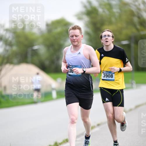 07.04.2024 - 43. Internationalen Wilhelmsburger Insellauf Dr. Thomas Lammeyer http://msf.ph/oto/6046092 07.04.2024 11:05:44 Laufen 36, 3908 meine-sportfotos.de