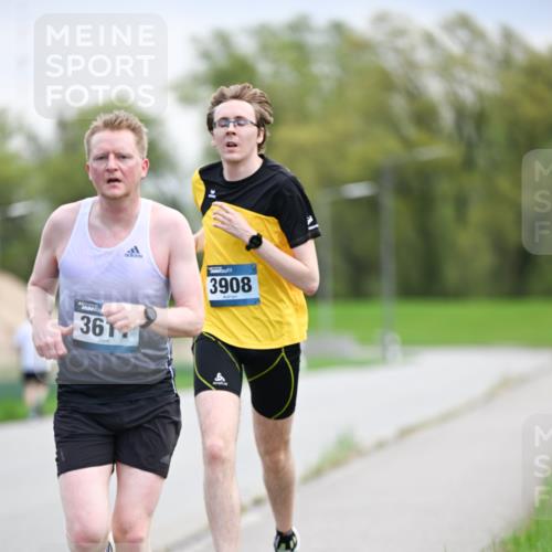 07.04.2024 - 43. Internationalen Wilhelmsburger Insellauf Dr. Thomas Lammeyer http://msf.ph/oto/6046094 07.04.2024 11:05:44 Laufen 361, 3908 meine-sportfotos.de