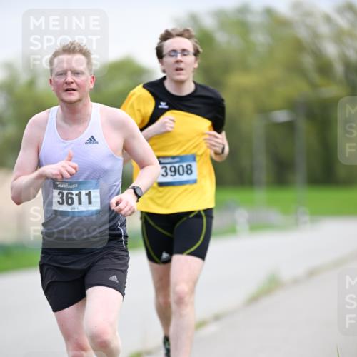 07.04.2024 - 43. Internationalen Wilhelmsburger Insellauf Dr. Thomas Lammeyer http://msf.ph/oto/6046100 07.04.2024 11:05:45 Laufen 3611, 3908 meine-sportfotos.de