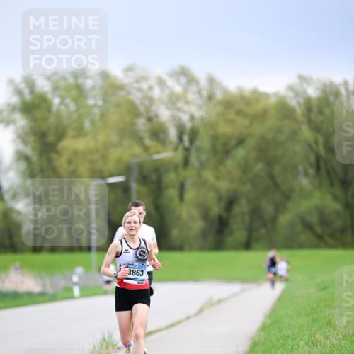 07.04.2024 - 43. Internationalen Wilhelmsburger Insellauf Dr. Thomas Lammeyer http://msf.ph/oto/6046117 07.04.2024 11:06:09 Laufen  meine-sportfotos.de