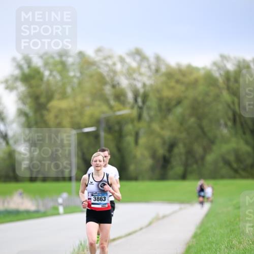 07.04.2024 - 43. Internationalen Wilhelmsburger Insellauf Dr. Thomas Lammeyer http://msf.ph/oto/6046119 07.04.2024 11:06:09 Laufen 3863, 3863 meine-sportfotos.de