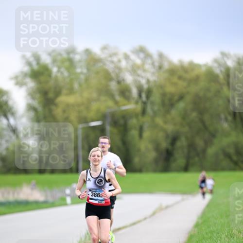 07.04.2024 - 43. Internationalen Wilhelmsburger Insellauf Dr. Thomas Lammeyer http://msf.ph/oto/6046126 07.04.2024 11:06:10 Laufen 386, 3863 meine-sportfotos.de