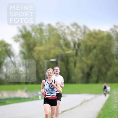 07.04.2024 - 43. Internationalen Wilhelmsburger Insellauf Dr. Thomas Lammeyer http://msf.ph/oto/6046133 07.04.2024 11:06:10 Laufen 3863, 3863 meine-sportfotos.de