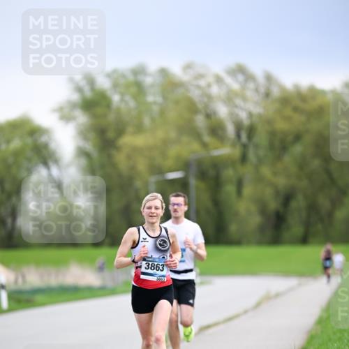 07.04.2024 - 43. Internationalen Wilhelmsburger Insellauf Dr. Thomas Lammeyer http://msf.ph/oto/6046140 07.04.2024 11:06:11 Laufen 3863, 3863 meine-sportfotos.de