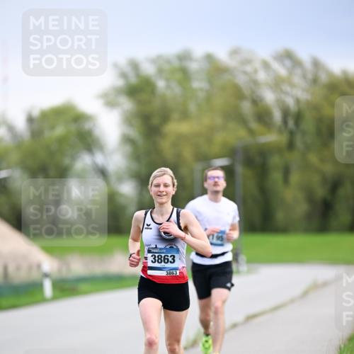 07.04.2024 - 43. Internationalen Wilhelmsburger Insellauf Dr. Thomas Lammeyer http://msf.ph/oto/6046156 07.04.2024 11:06:11 Laufen 3863, 3863 meine-sportfotos.de