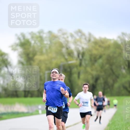 07.04.2024 - 43. Internationalen Wilhelmsburger Insellauf Dr. Thomas Lammeyer http://msf.ph/oto/6046244 07.04.2024 11:06:46 Laufen 2111 meine-sportfotos.de