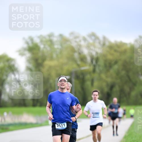 07.04.2024 - 43. Internationalen Wilhelmsburger Insellauf Dr. Thomas Lammeyer http://msf.ph/oto/6046254 07.04.2024 11:06:47 Laufen 2111 meine-sportfotos.de