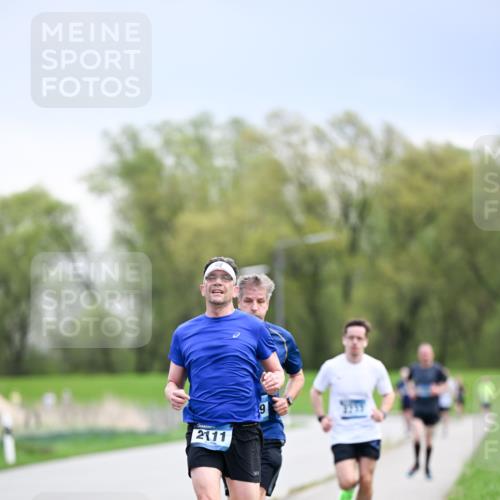 07.04.2024 - 43. Internationalen Wilhelmsburger Insellauf Dr. Thomas Lammeyer http://msf.ph/oto/6046258 07.04.2024 11:06:47 Laufen 2111, 9 meine-sportfotos.de