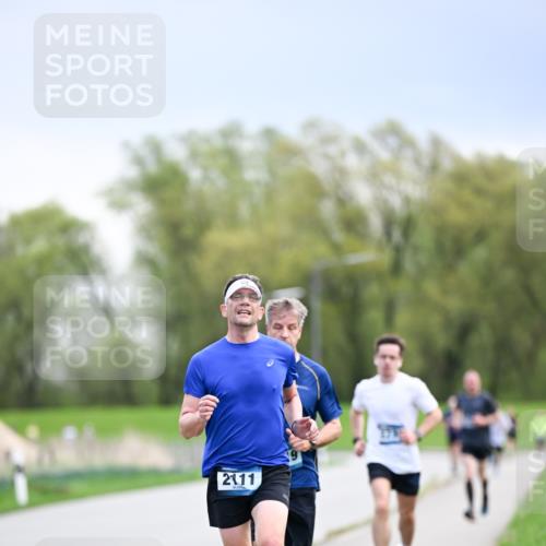 07.04.2024 - 43. Internationalen Wilhelmsburger Insellauf Dr. Thomas Lammeyer http://msf.ph/oto/6046260 07.04.2024 11:06:47 Laufen 2111 meine-sportfotos.de