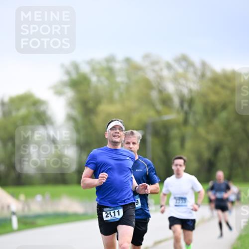 07.04.2024 - 43. Internationalen Wilhelmsburger Insellauf Dr. Thomas Lammeyer http://msf.ph/oto/6046262 07.04.2024 11:06:47 Laufen 2111, 19 meine-sportfotos.de