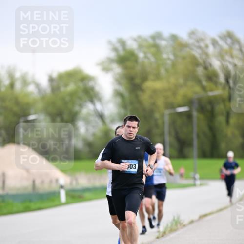 07.04.2024 - 43. Internationalen Wilhelmsburger Insellauf Dr. Thomas Lammeyer http://msf.ph/oto/6046399 07.04.2024 11:07:08 Laufen 03 meine-sportfotos.de