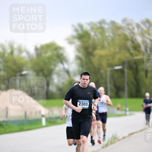 07.04.2024 - 43. Internationalen Wilhelmsburger Insellauf Dr. Thomas Lammeyer http://msf.ph/oto/6046401 07.04.2024 11:07:08 Laufen 2303 meine-sportfotos.de